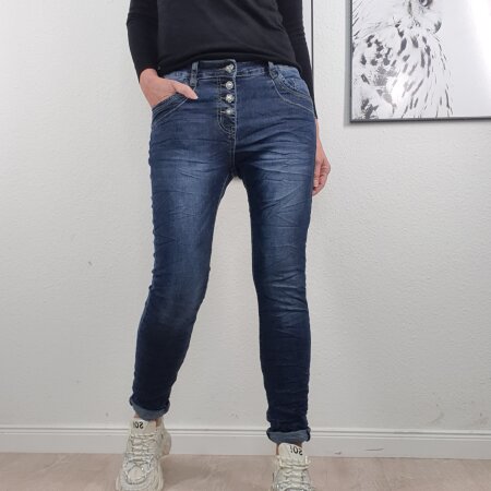 Jewelly Stretch Jeans mit dekorativer Knopfleiste- XS bis XL