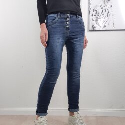 Jewelly Stretch Jeans mit dekorativer Knopfleiste- XS bis XL