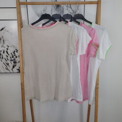 V-Neck Shirt Neon Seams One Size