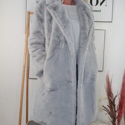 Fake Fur Mantel- One Size