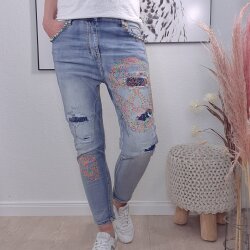 Destroyed Boyfriend Jeans SKULL- von S bis XL