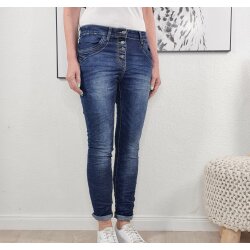Jewelly Stretch Jeans mit dunklen Glitzer Kn&ouml;pfen