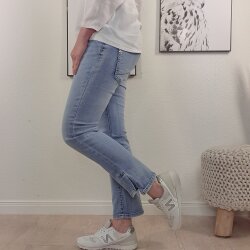 Cropped Straight Leg Jeans Denim S