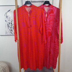 Schlupf Kleid Artwork mit Taschen- One Size