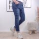 Boyfriend Stretch Jeans mit farbigen Schmuck Kn&ouml;pfen