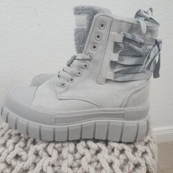 High Top Plateau Sneaker Teddy