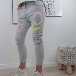 Sexy Woman  Jeans Love Grau