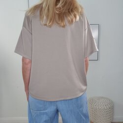 V- Neck Shirt so soft- One Size
