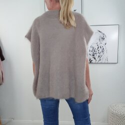 Oversized Pullunder Fluffy Mohair- One Size