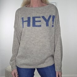 Basic Pullover Hey- One Size