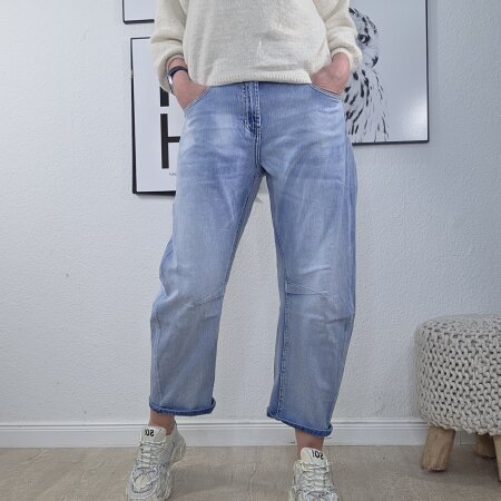 Sexy Woman O Shape Jeans