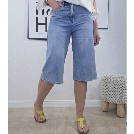 Jewelly Denim Bermuda Jorts