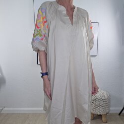 Luftiges Tunika Kleid.